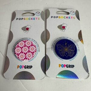 NWT  lot 2 PopSockets Sticky Cell Phone Mounts and Holders